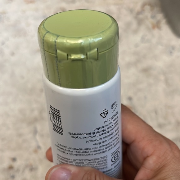 Brand new Arbonne Mask. - Picture 3 of 3